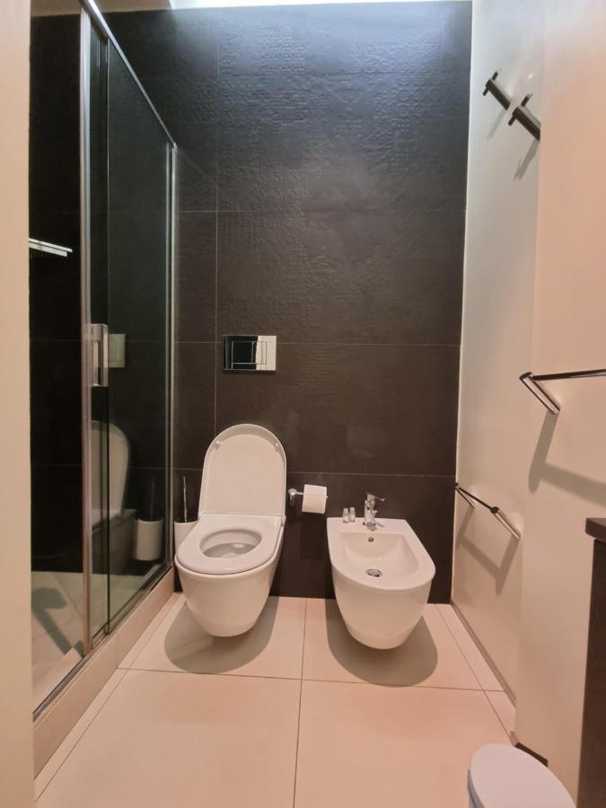 A 700M Da Porta Susa! Bilocale Lussuoso & Moderno Turin Exteriör bild