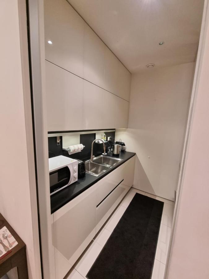 A 700M Da Porta Susa! Bilocale Lussuoso & Moderno Turin Exteriör bild